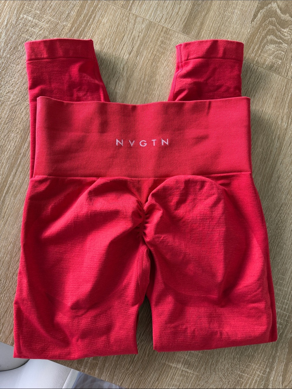 NVGTN Red Scrunch High-Waist Biker leggings with Logo